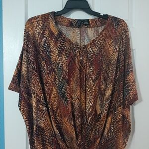 New Directions Short Sleeve Blouse Brown V Neck, Braided Closure, 2XL plus size